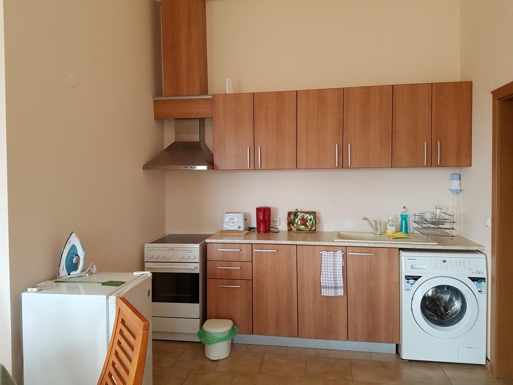 Villa Ketli Apartment Bliznatsi Exteriör bild