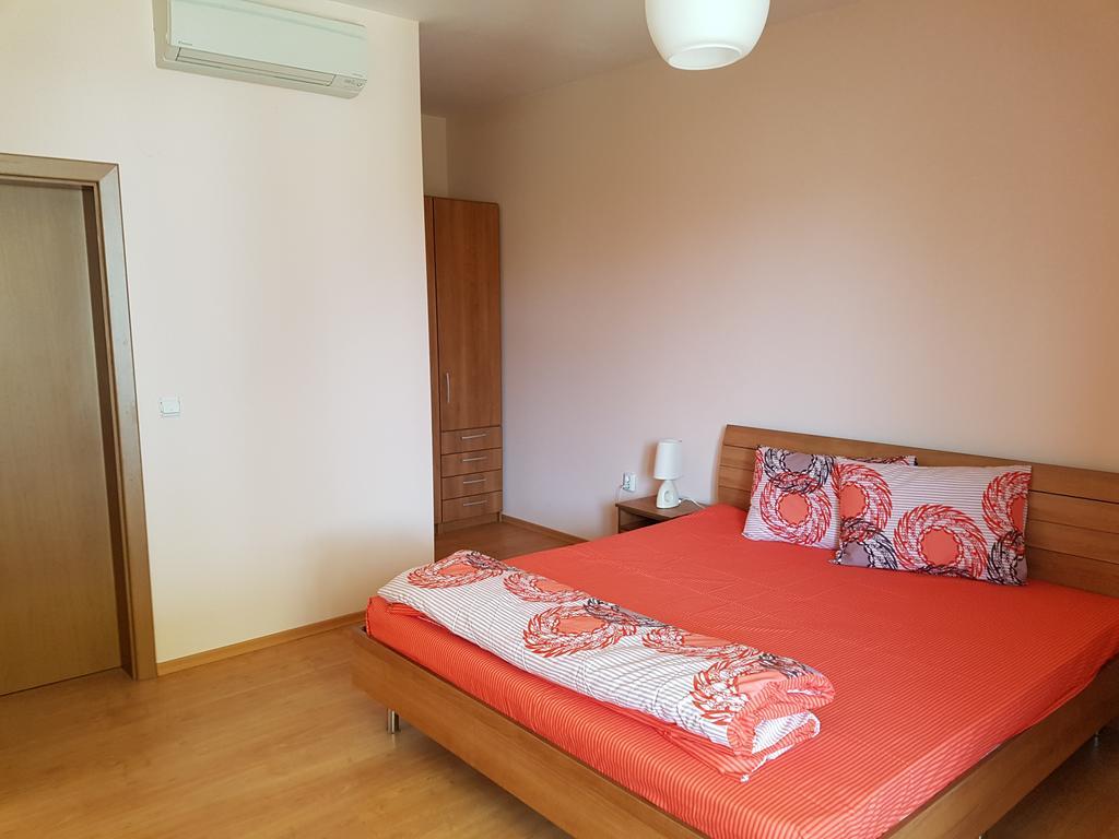Villa Ketli Apartment Bliznatsi Exteriör bild