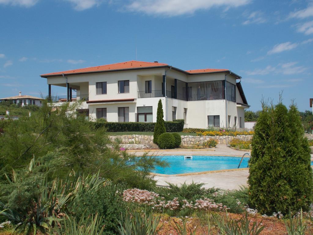 Villa Ketli Apartment Bliznatsi Exteriör bild